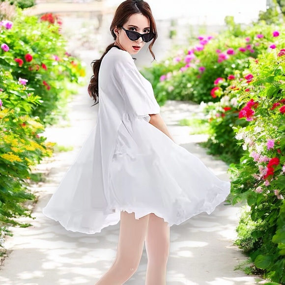 F. Modern White Tourmaline Oversized Stretch Knit Ruffle Top - Picture 2 of 16